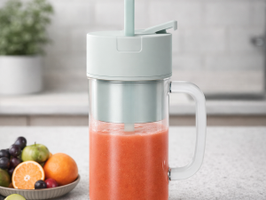 Portable Mini Crusher Juicer – USB Rechargeable Electric Juice Cup with Straw & Handle for Fresh Shakes and Smoothies