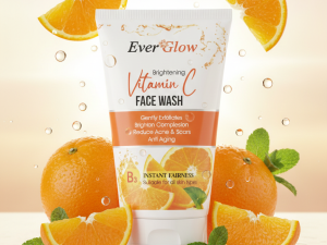 Everglow Vitamin C Face Wash – Brightening & Refreshing Cleanser (120 ml)