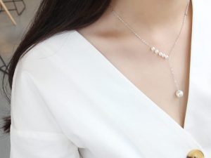 Golden / Silver Stylish Clavicle Pendent For Girls - Silver