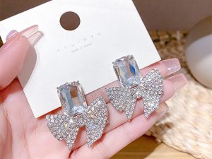 ZJE-165 Sparkling Bow Shape Zircon Korean Earrings
