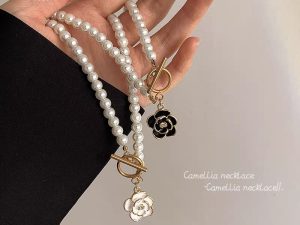 Korean Camellia Pendant light luxury niche pearl for girls
